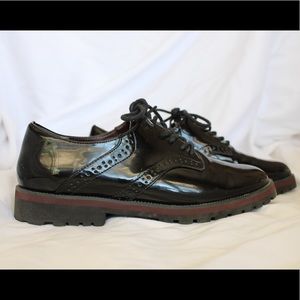 Women’s dress shoes